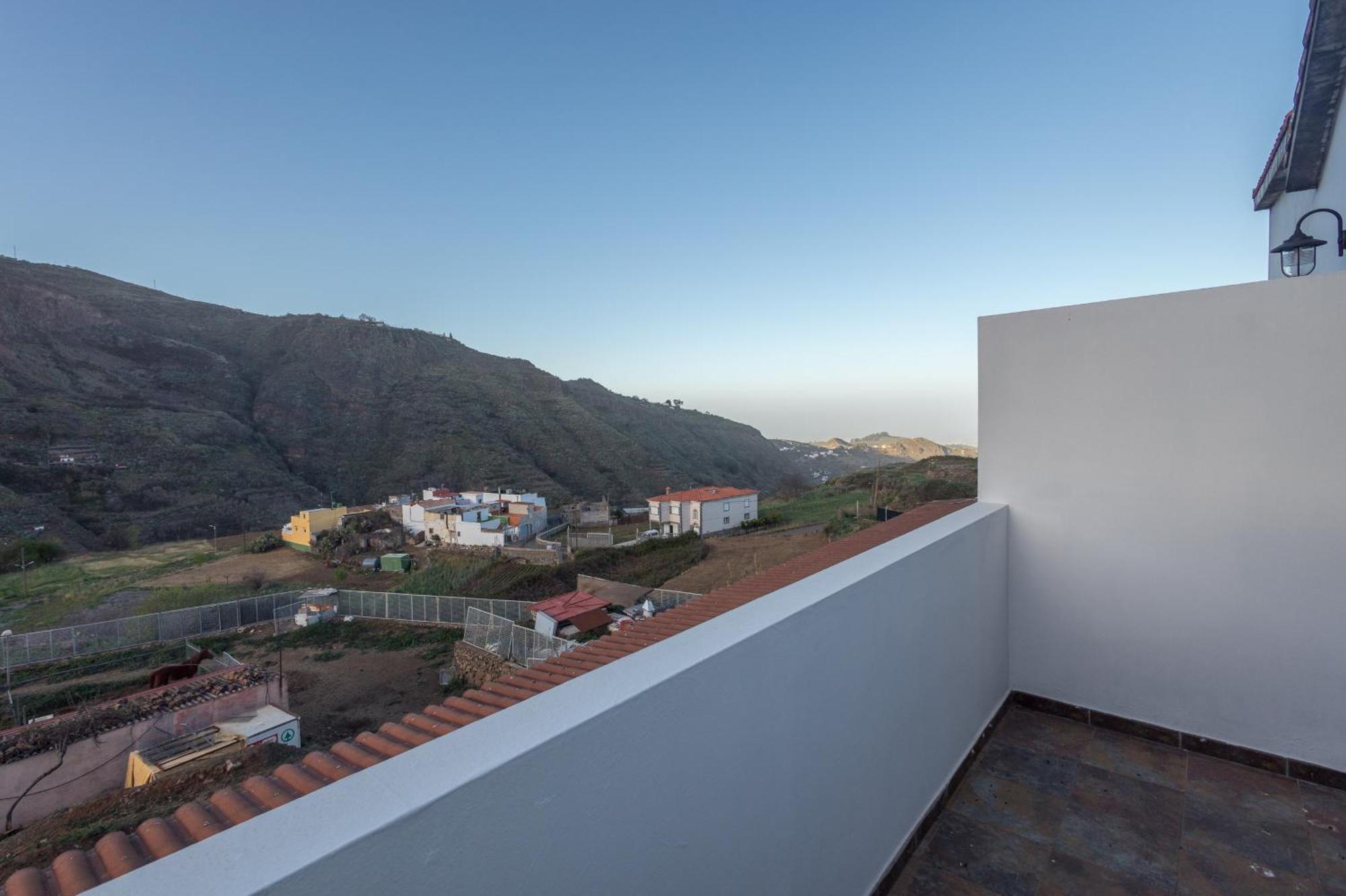 Balcon De La Mina Suites - Aircon And Terrace With Views Vega de San Mateo Eksteriør bilde